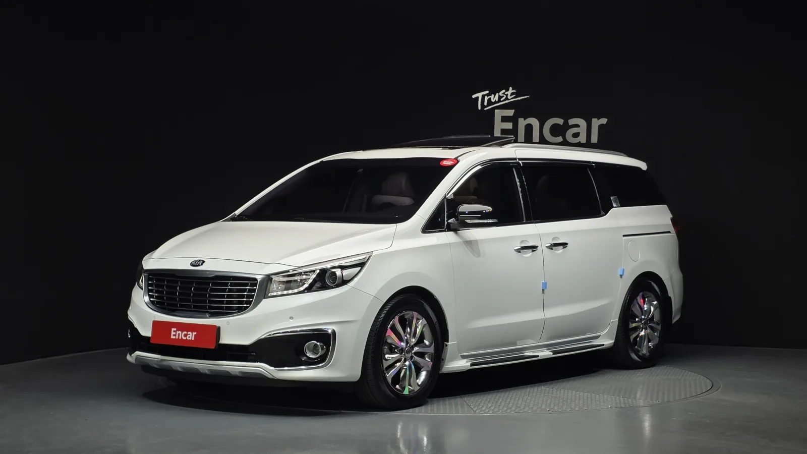 2016 Kia Carnival