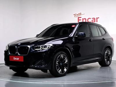 2022 BMW iX3