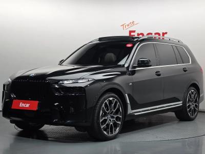 2026 BMW X7