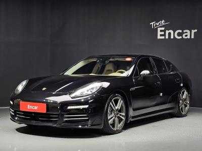2015 Porsche Panamera