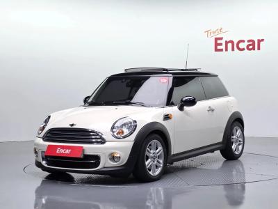 2012 MINI Cooper