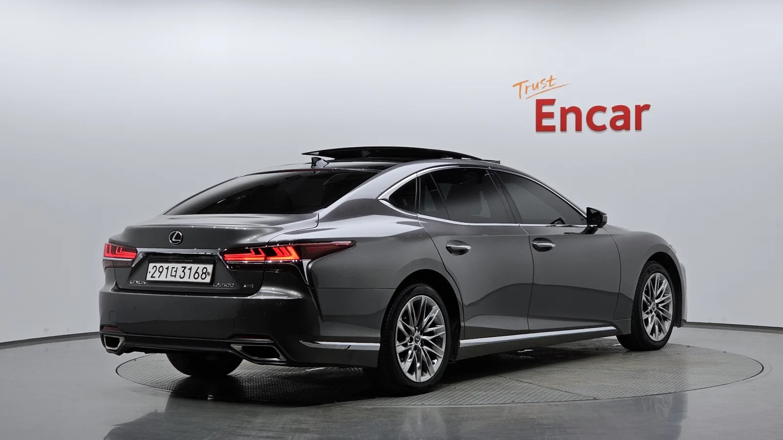 2020 Lexus LS