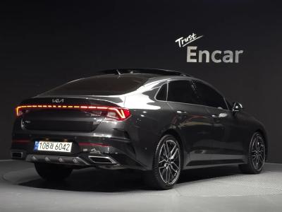 2022 Kia K5