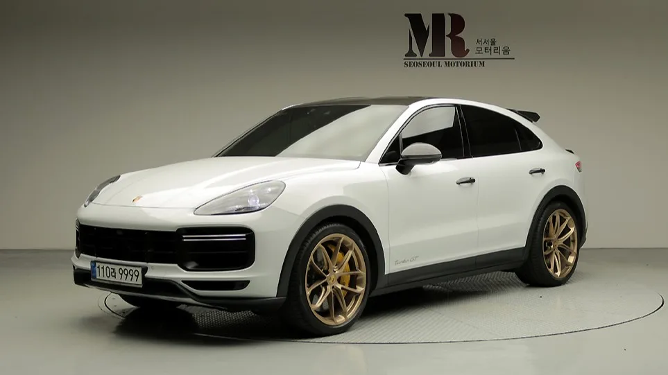 2023 Porsche Cayenne