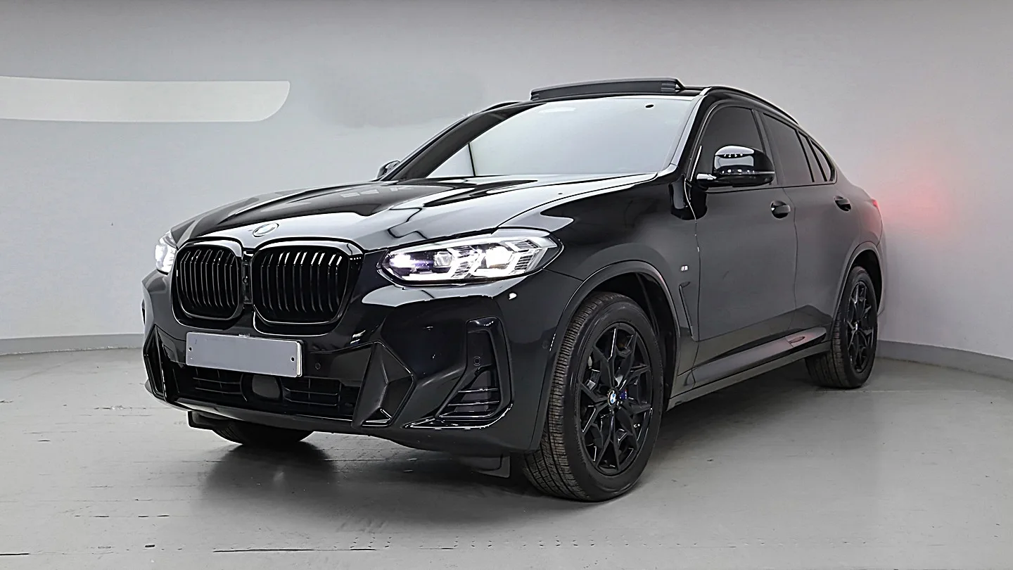 2023 BMW X4