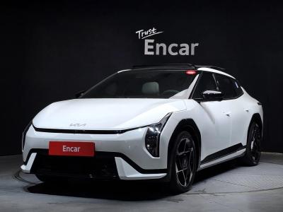 2026 Kia EV4