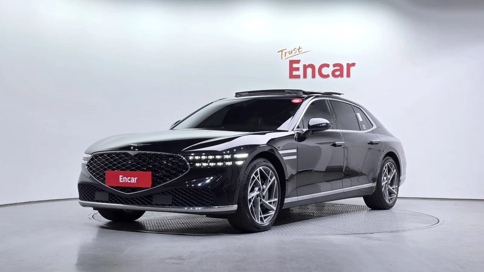 2022 Genesis G90