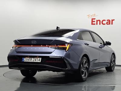 2024 Hyundai Elantra