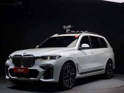 2022 BMW X7