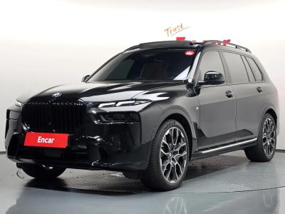 2025 BMW X7