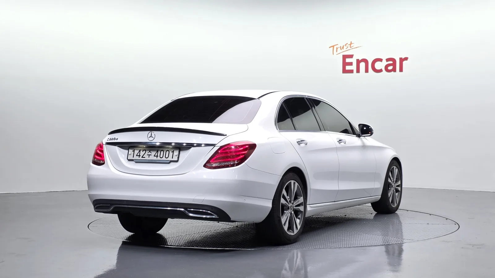 2018 Mercedes-Benz C-Class