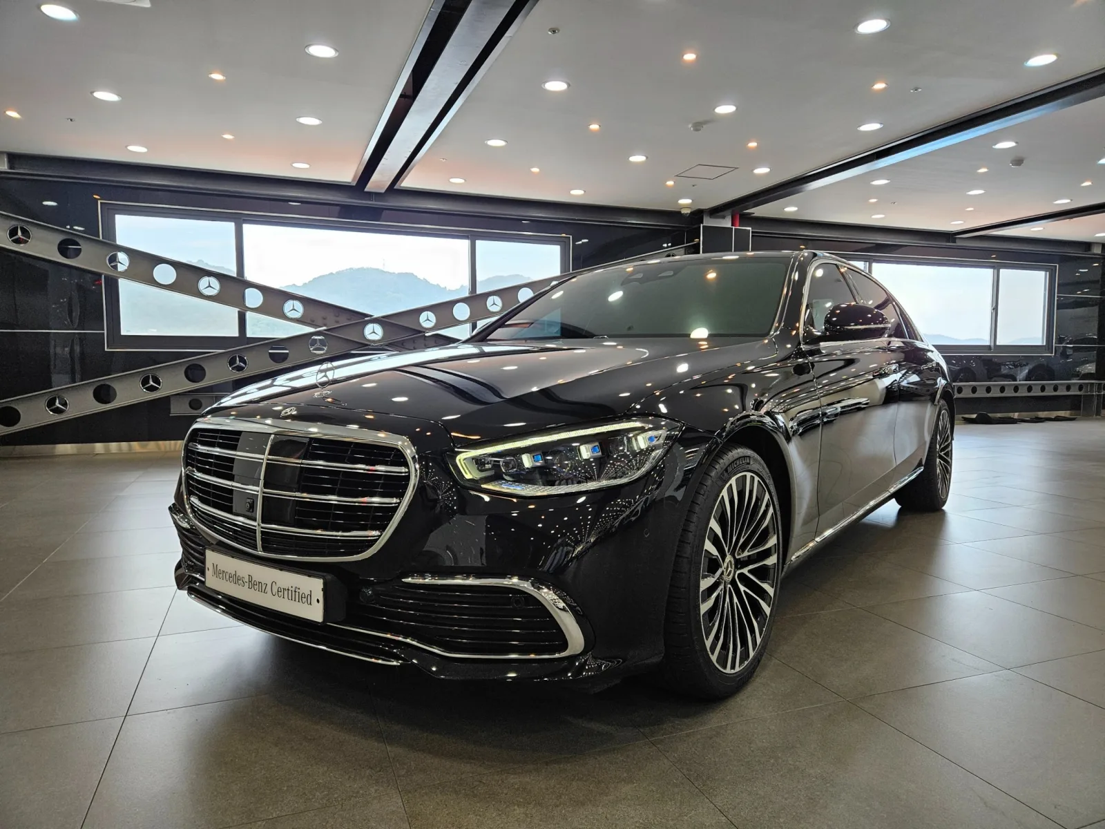 2023 Mercedes-Benz S-Class