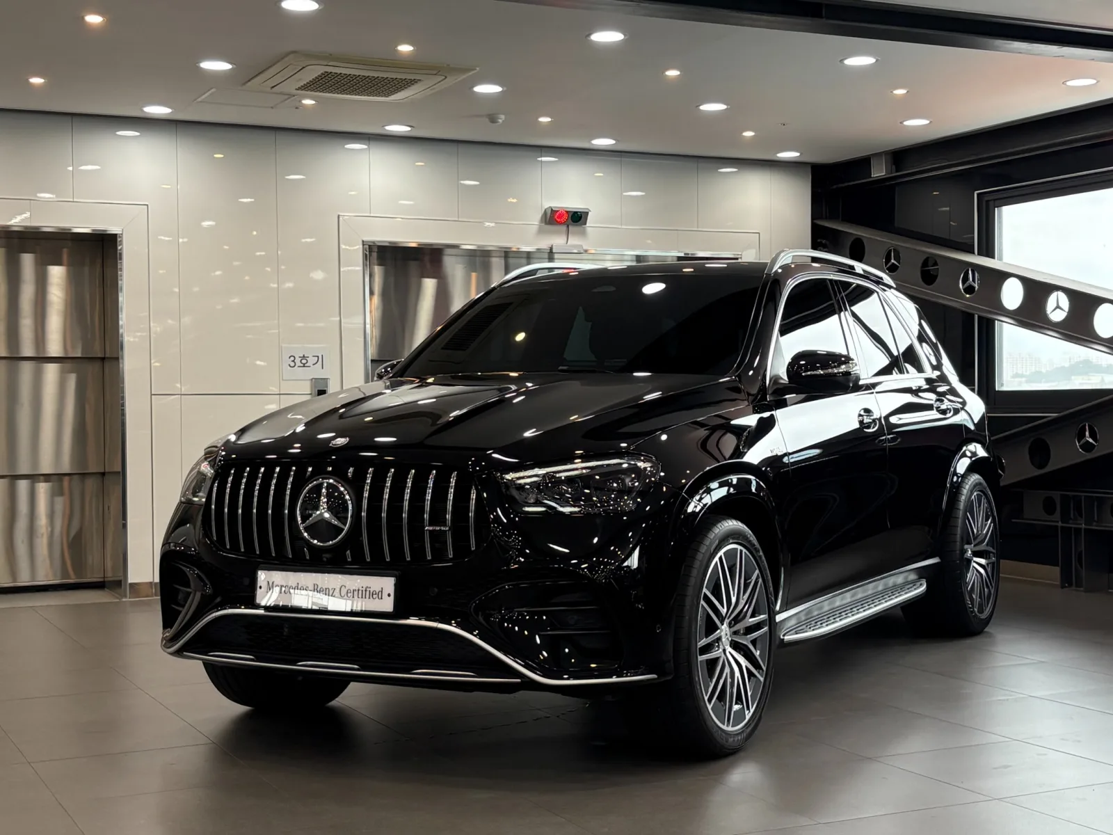 2025 Mercedes-Benz GLE-Class