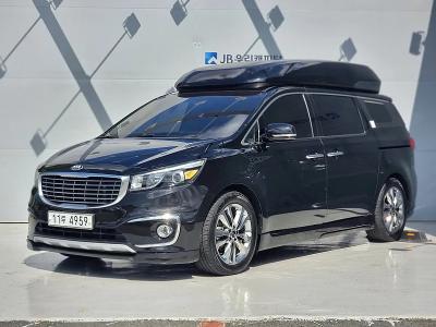 2015 Kia Carnival