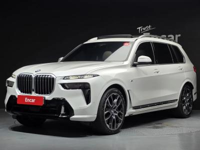 2025 BMW X7