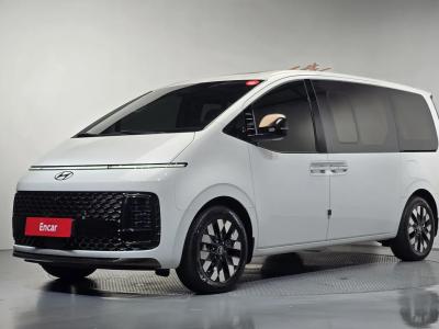 2025 Hyundai Staria