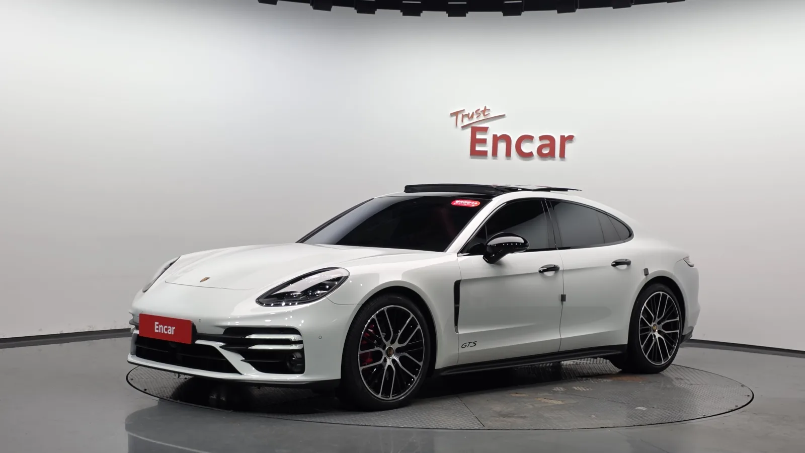 2021 Porsche Panamera