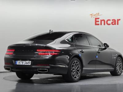 2022 Genesis G80