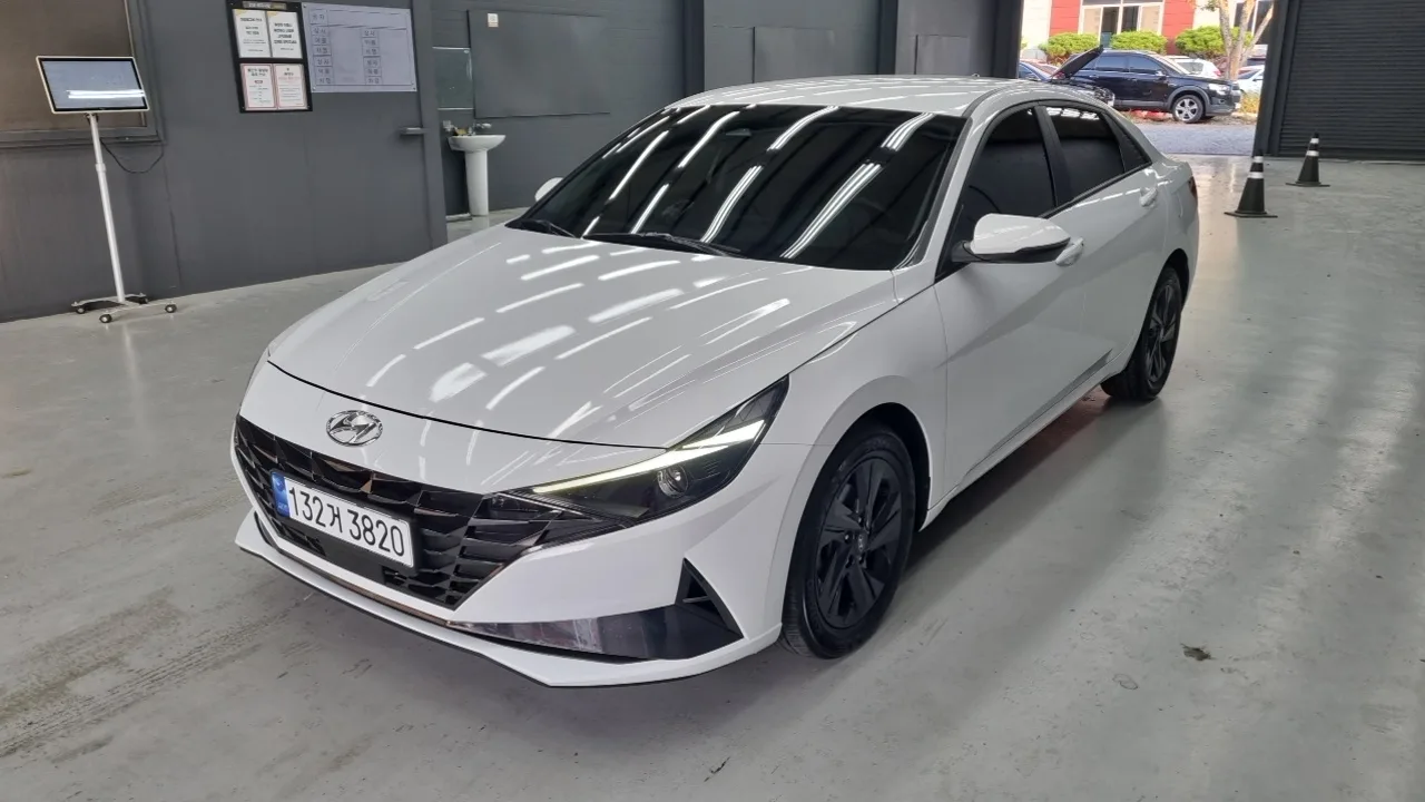 2023 Hyundai Elantra