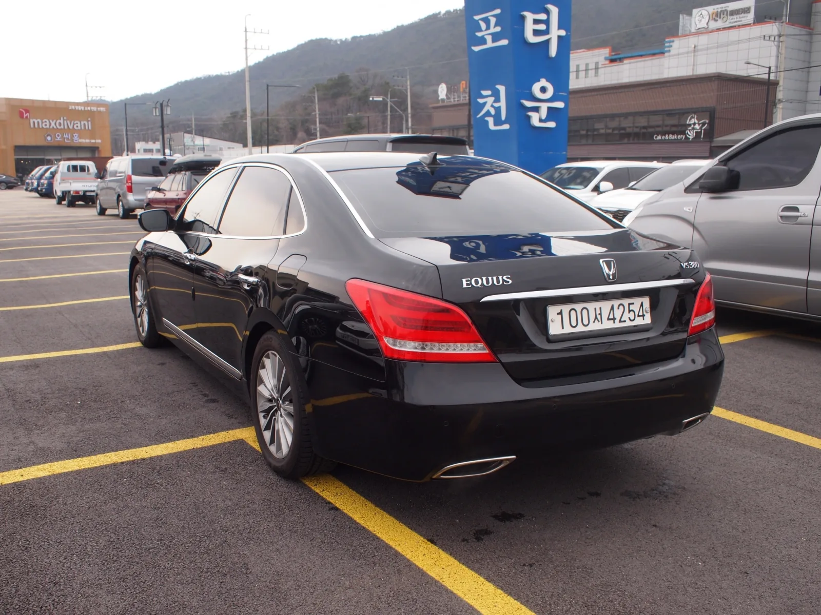 2015 Hyundai Equus