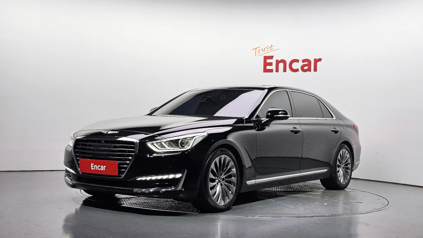 2016 Genesis EQ900