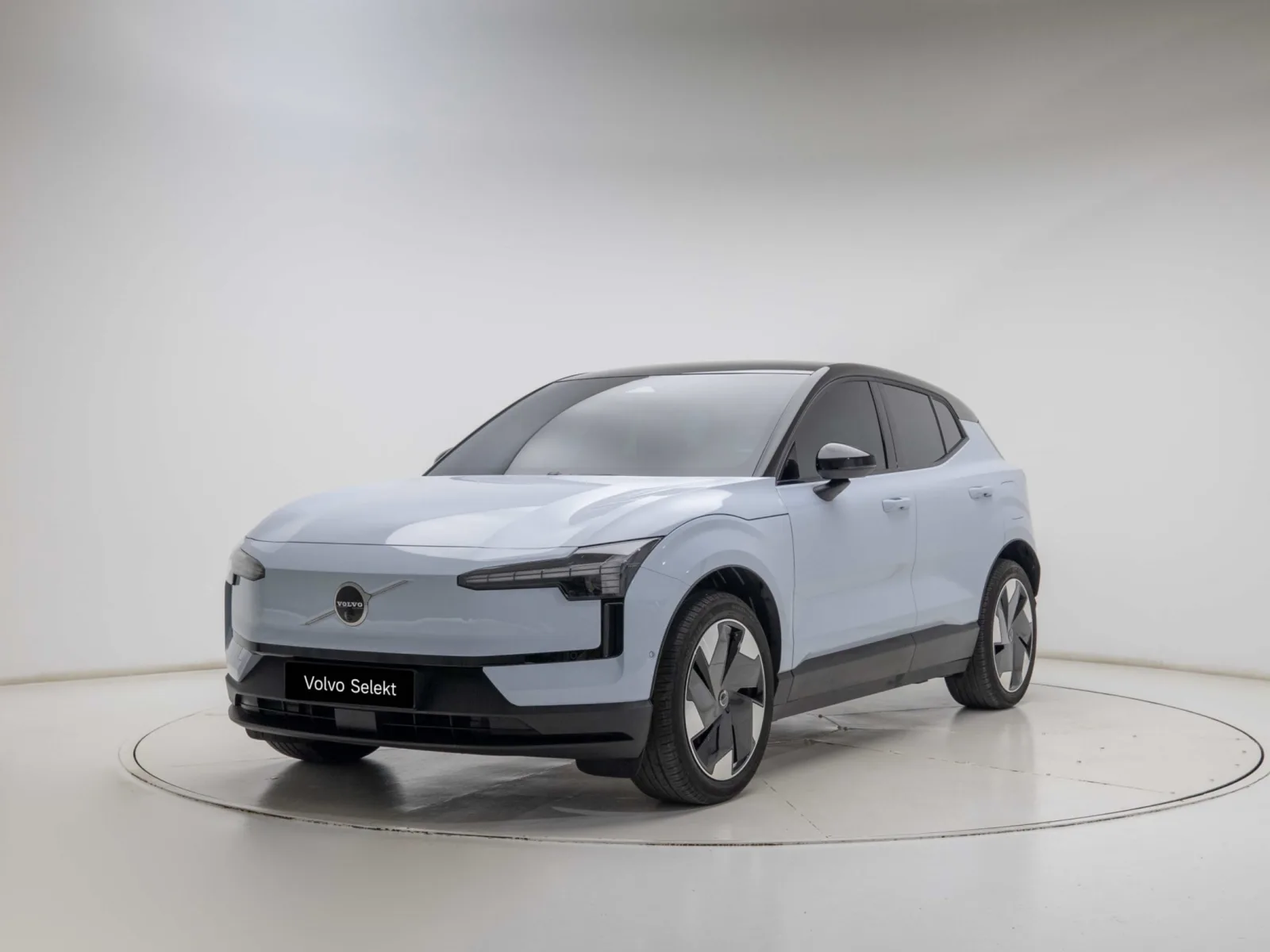 2026 Volvo EX30