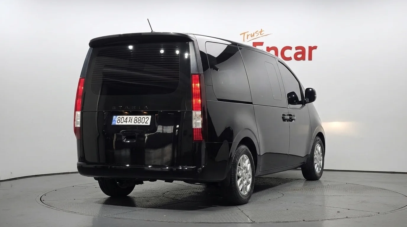 2022 Hyundai Staria