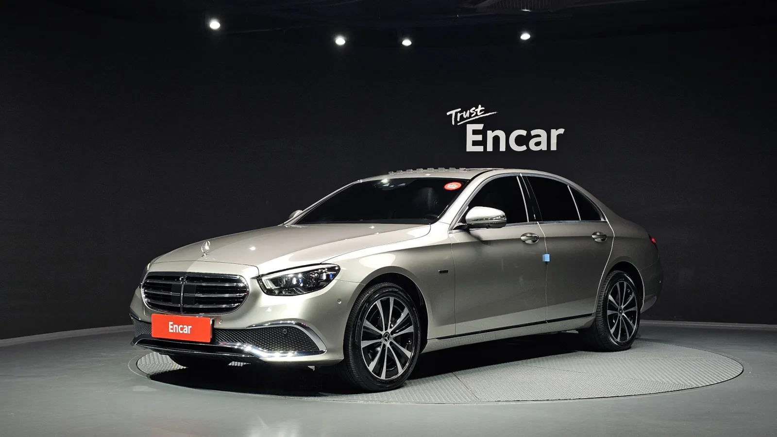 2021 Mercedes-Benz E-Class