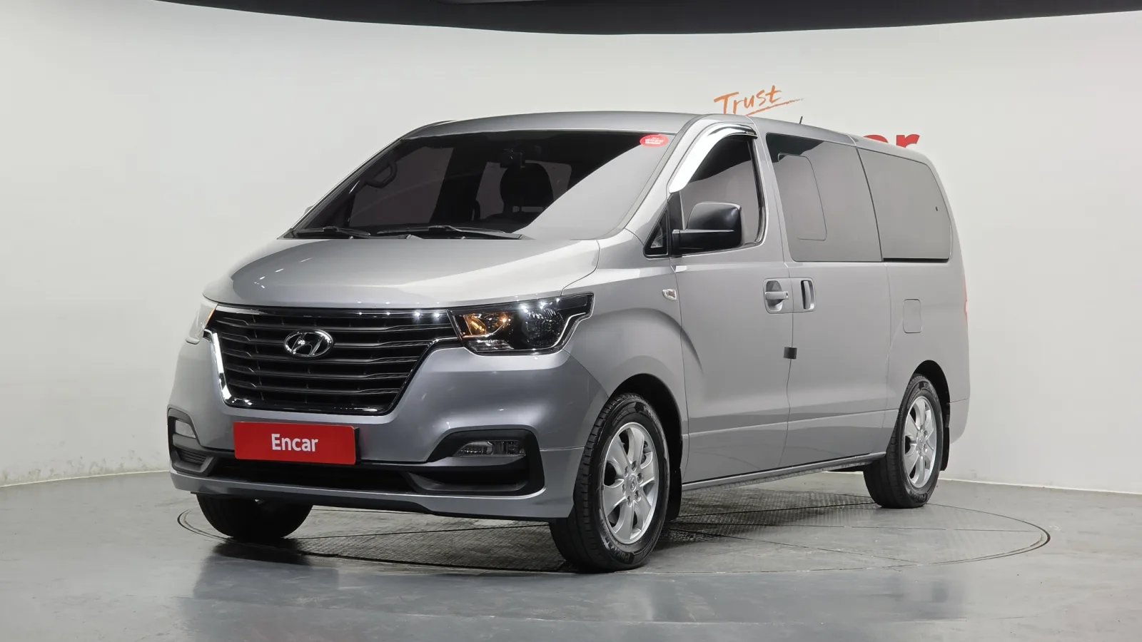 2018 Hyundai Starex
