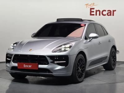 2021 Porsche Macan