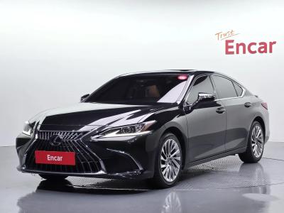 2023 Lexus ES