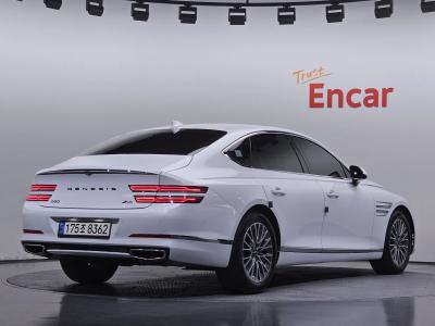 2022 Genesis G80