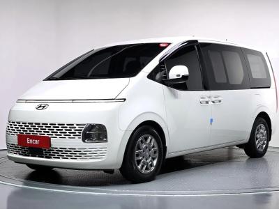 2022 Hyundai Staria