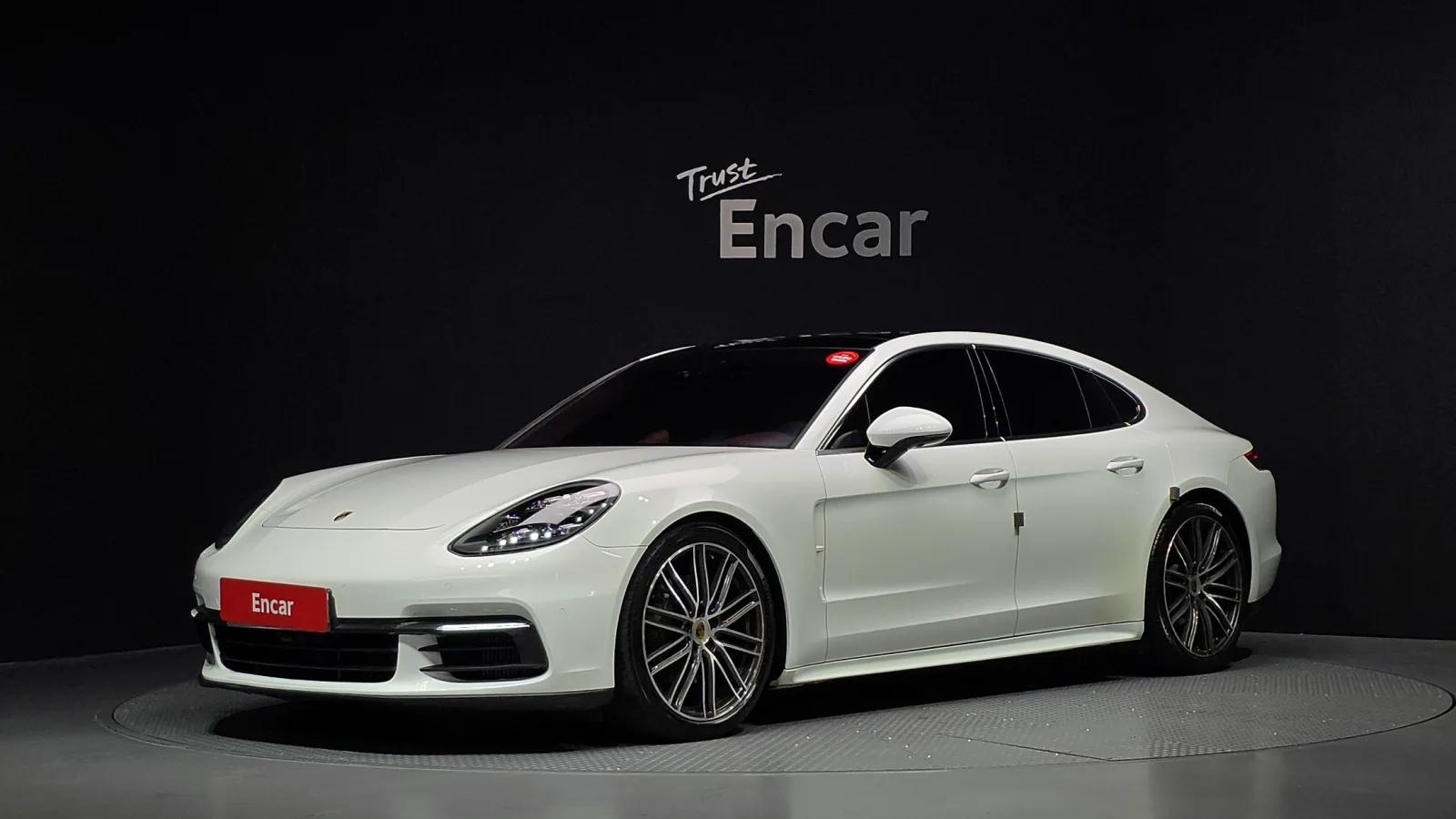 2018 Porsche Panamera