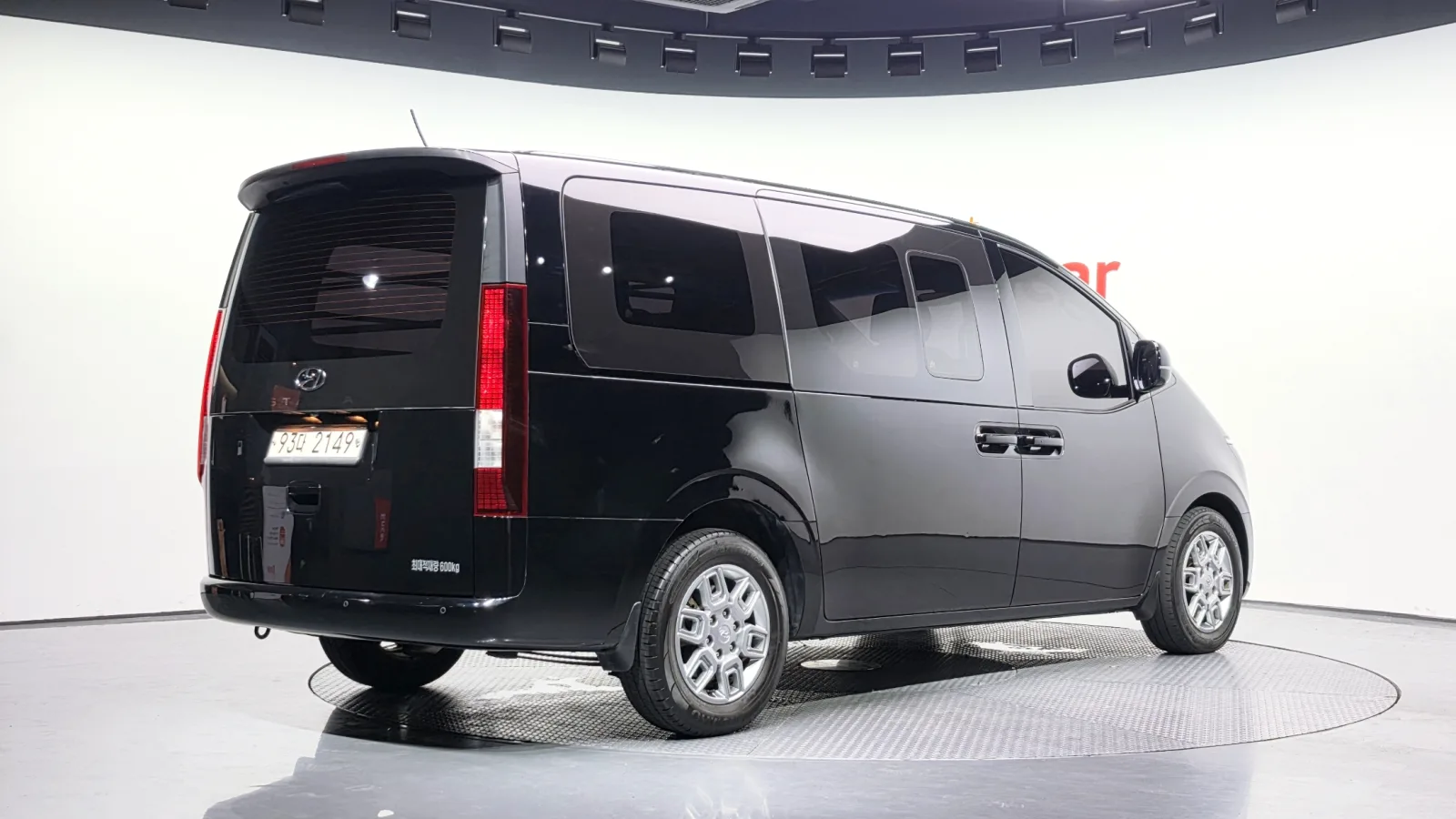 2022 Hyundai Staria