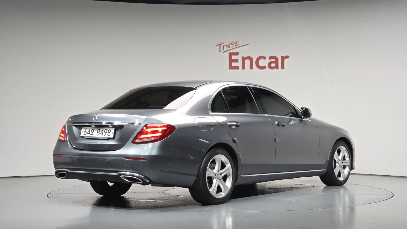2017 Mercedes-Benz E-Class