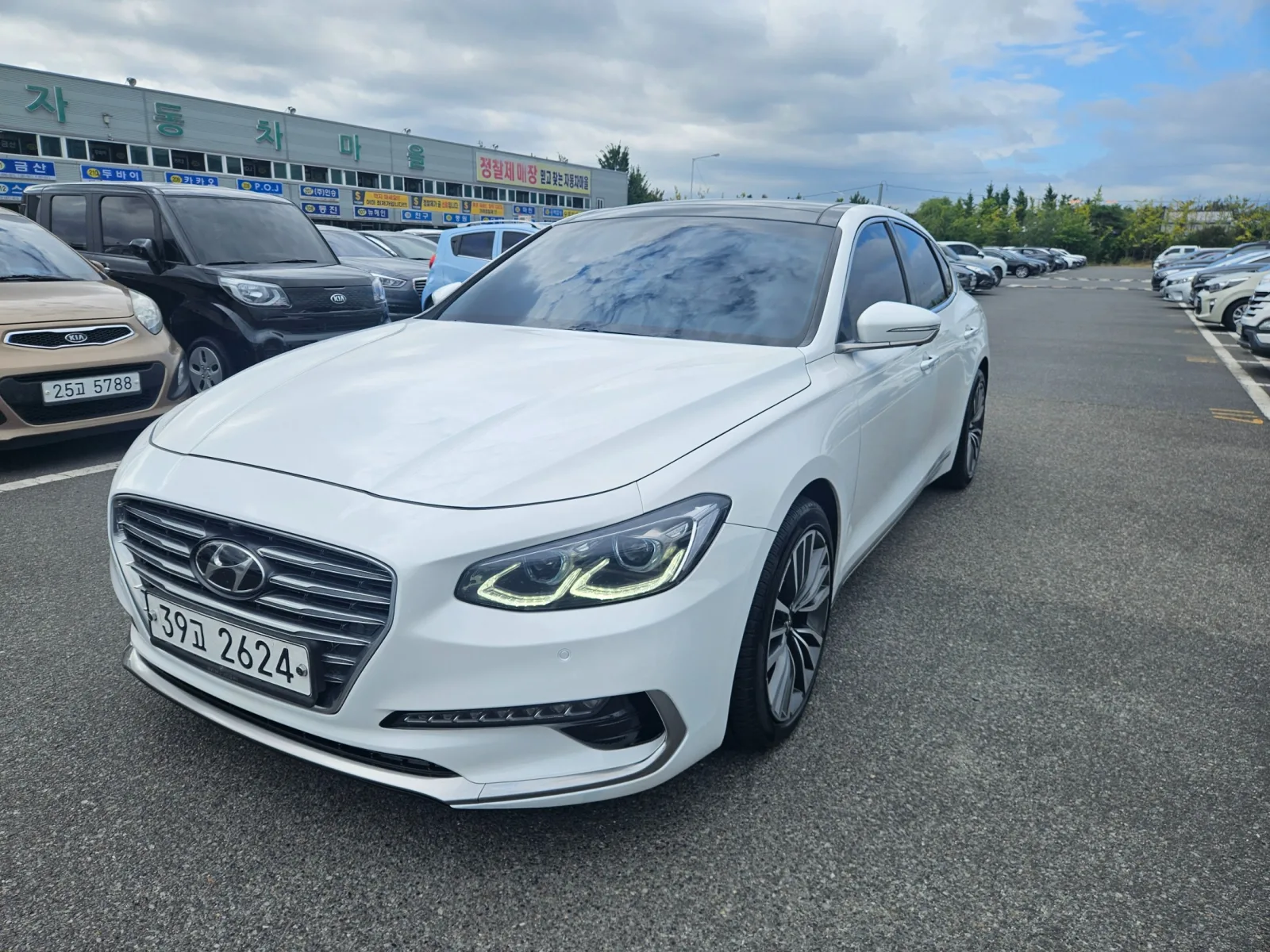 2018 Hyundai Grandeur
