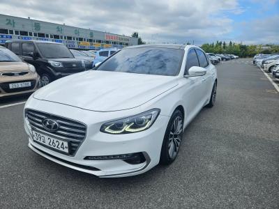 2018 Hyundai Grandeur