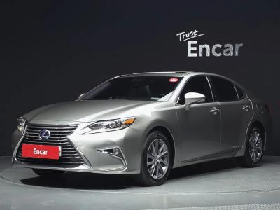 2017 Lexus ES