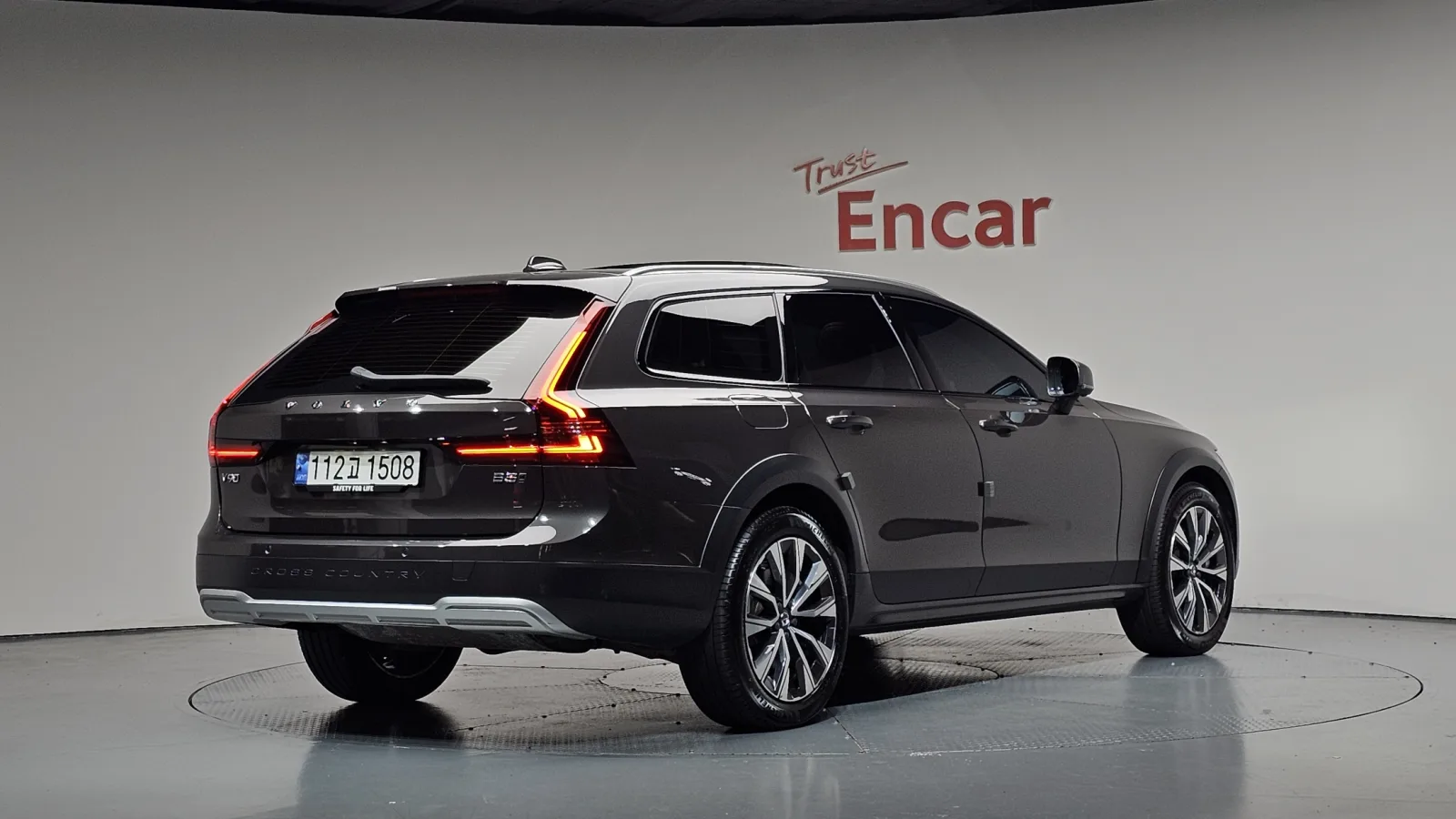 2024 Volvo V90