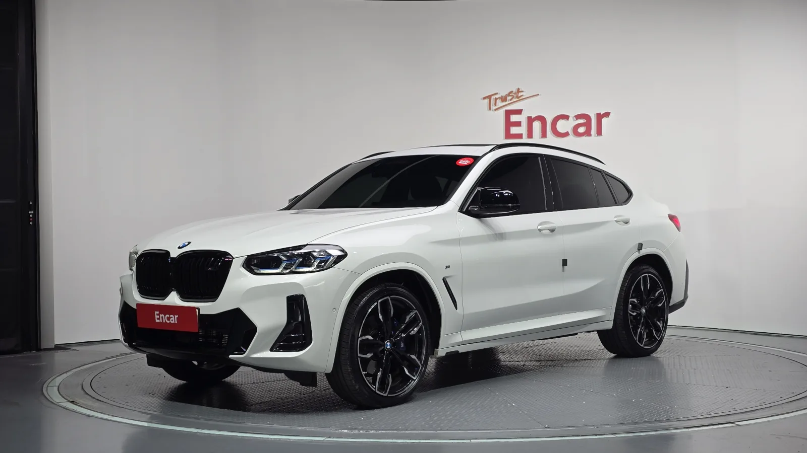 2022 BMW X4