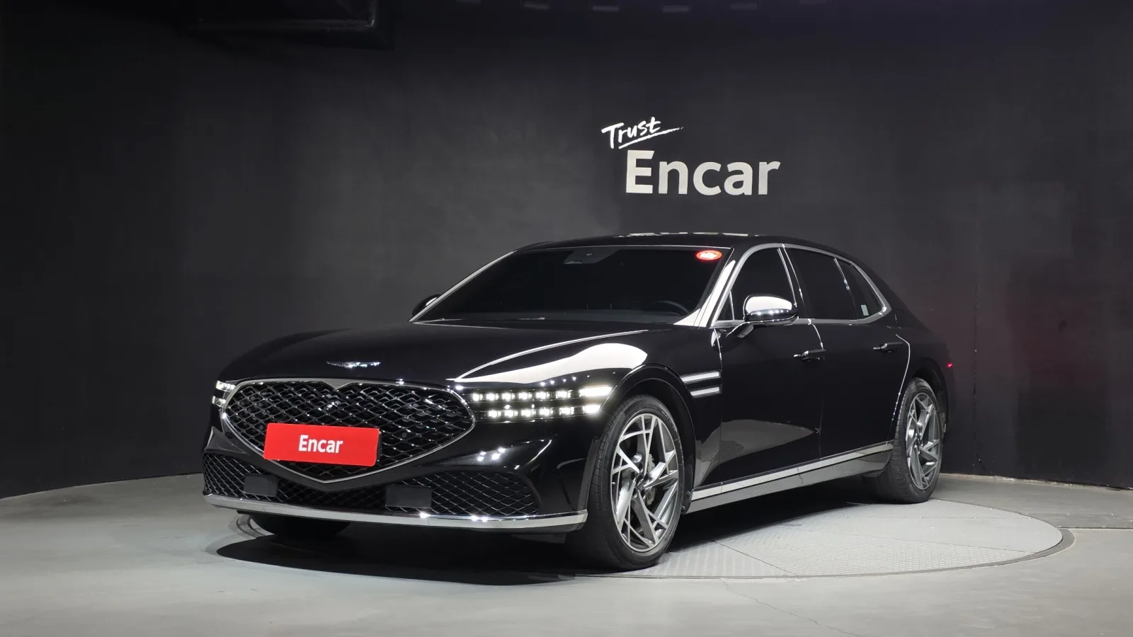 2022 Genesis G90
