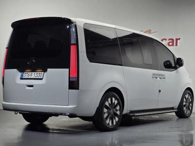 2024 Hyundai Staria