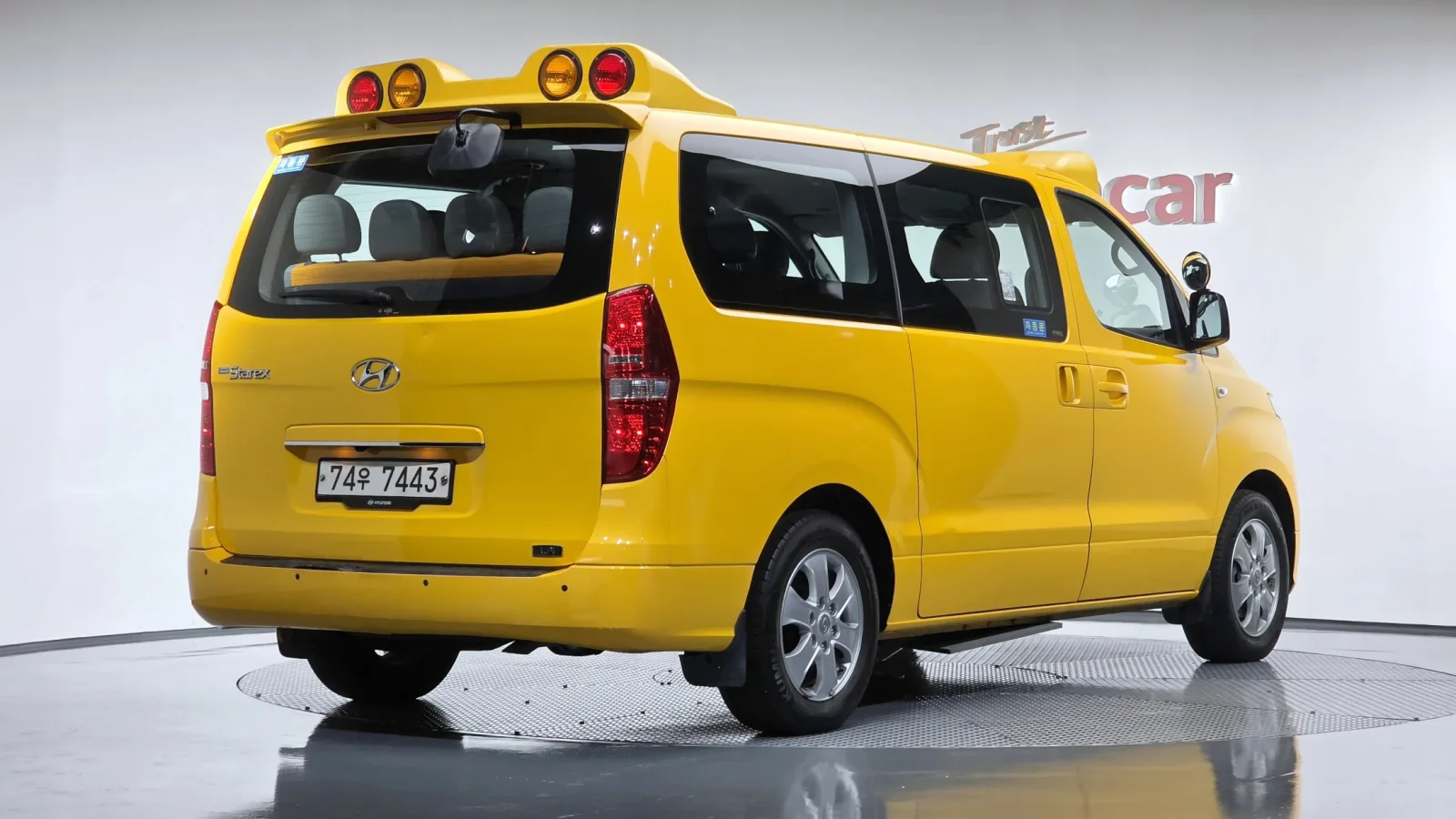 2021 Hyundai Starex