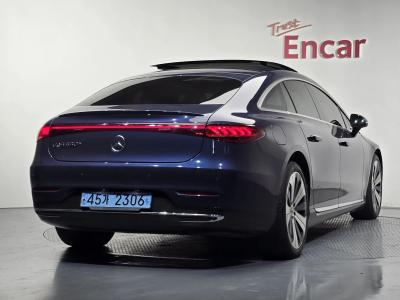 2022 Mercedes-Benz EQS