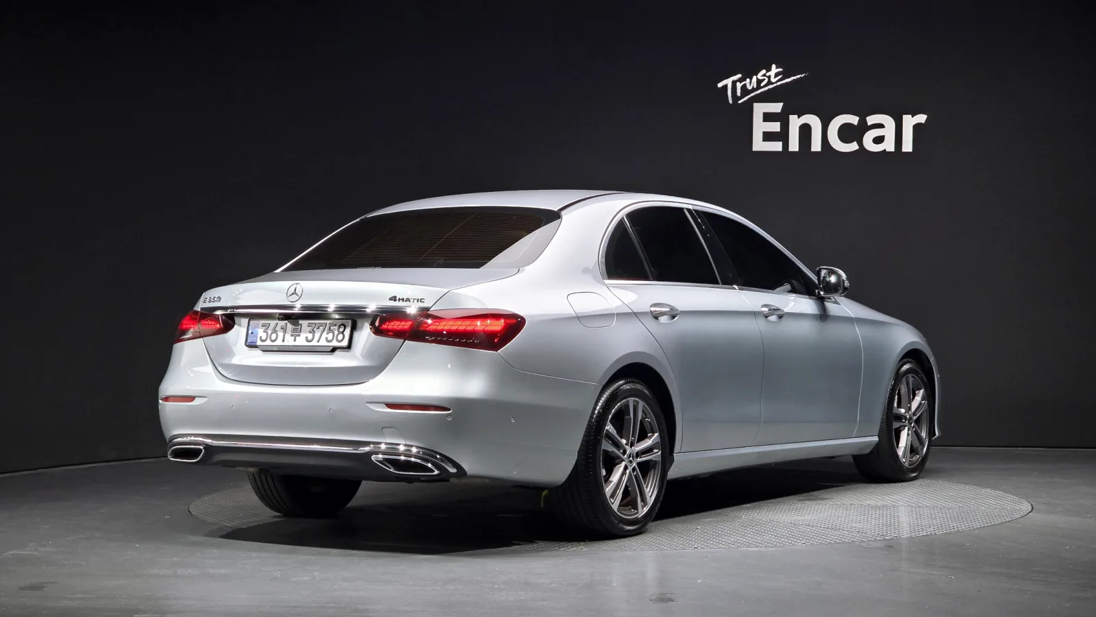 2021 Mercedes-Benz E-Class