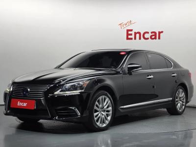2016 Lexus LS