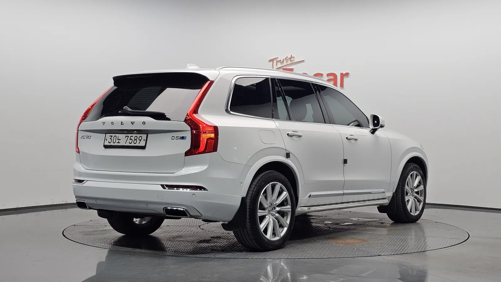 2019 Volvo XC90