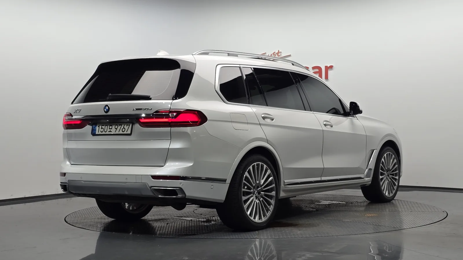 2020 BMW X7
