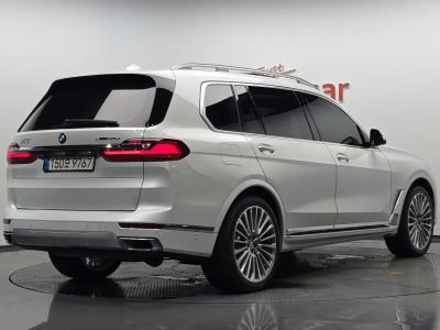 2020 BMW X7